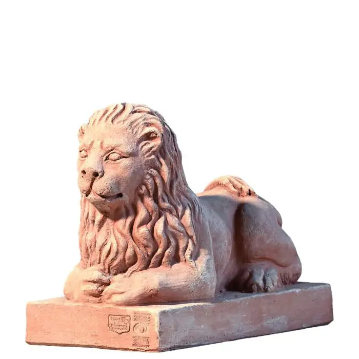 Terracotta Statue "Leone"