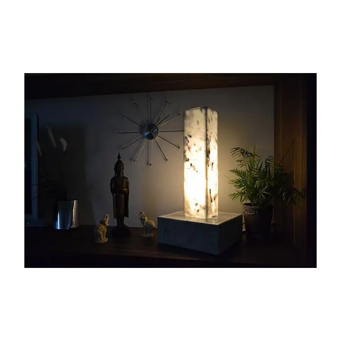 Lichtbrunnen Carrara Marmor Romantique