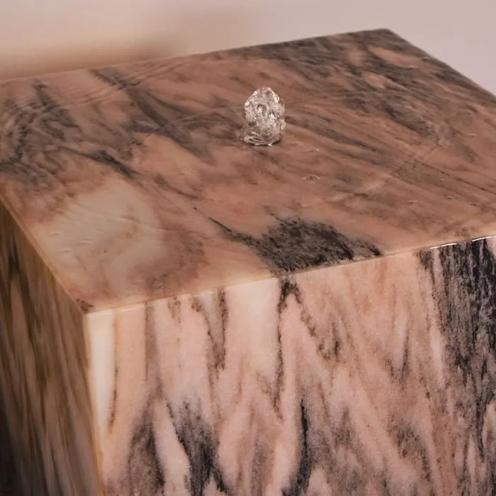 Lichtbrunnen Sölker Marmor Conique