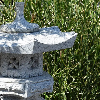 Lanterne de granit Rankei