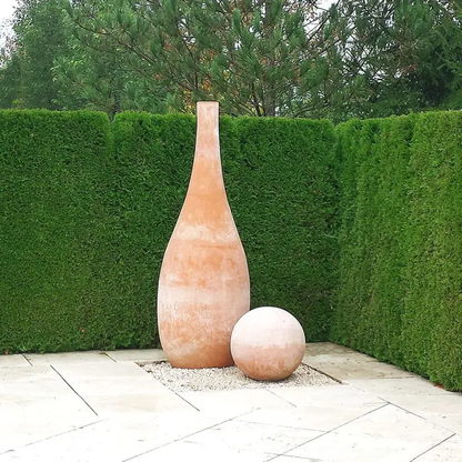 Terracotta Vase Silhouette Serafino