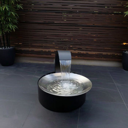 Terrassenbrunnen Edelstahl mit Pulverbeschichtung in RAL 9005