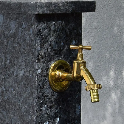 Fontaine de Jardin Prélévement d'eau Elves