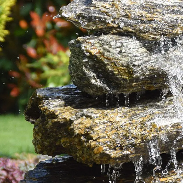 Woodstone Gneis Kaskade als Gartenbrunnen, 11 stufig, Höhe 110cm