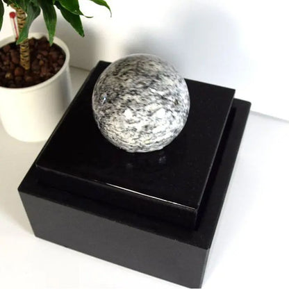 Zimmer Kugelbrunnen Viscount White