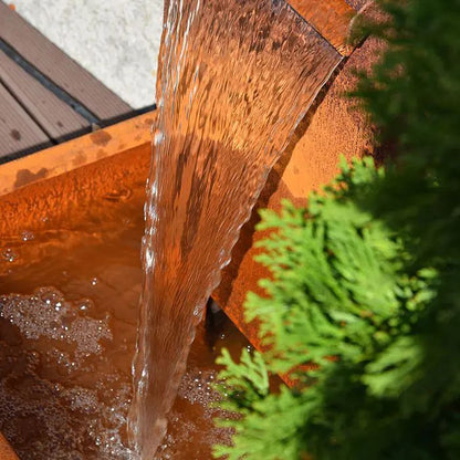 Cortenstahl Outdoor Wasserfall
