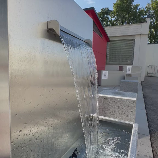 Wasserfall Edelstahl modern für Terrasse, Modell 2