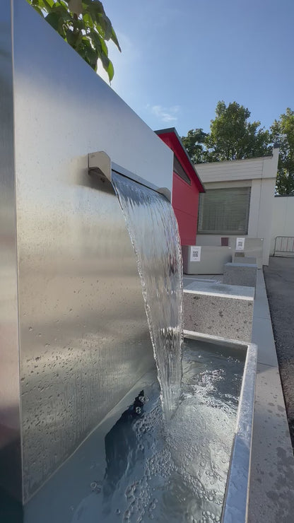 Wasserfall Edelstahl modern für Terrasse, Modell 2